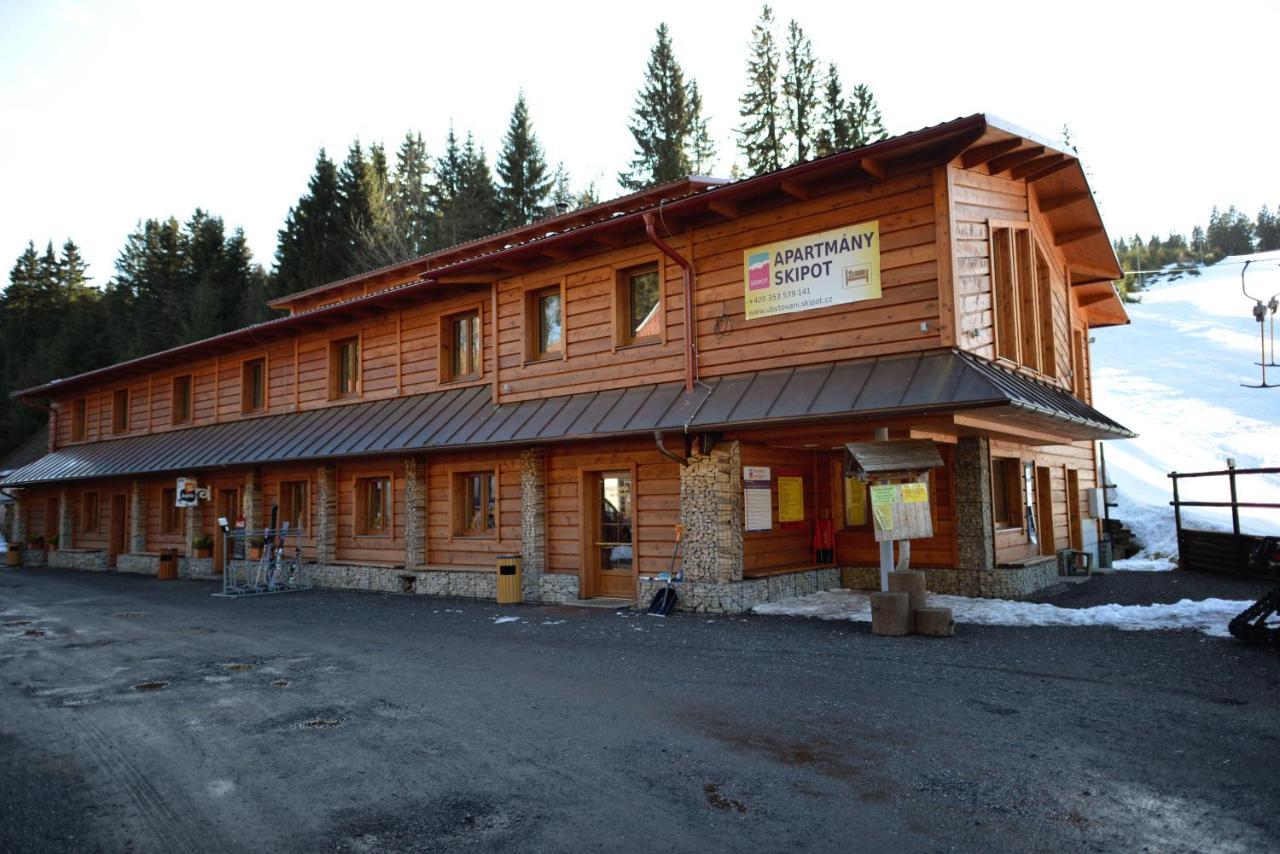 Ubytovani Skipot Apartment Potucky Luaran gambar