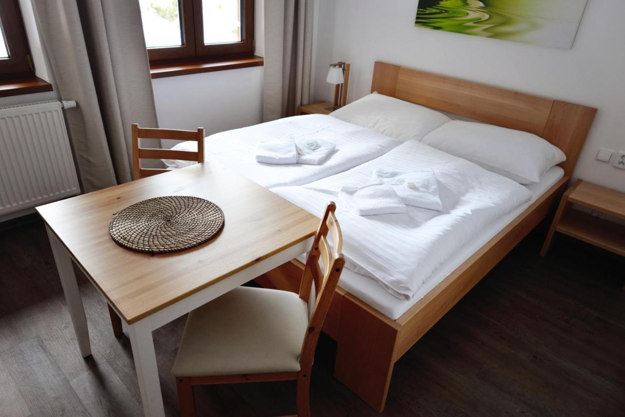 Ubytovani Skipot Apartment Potucky Luaran gambar