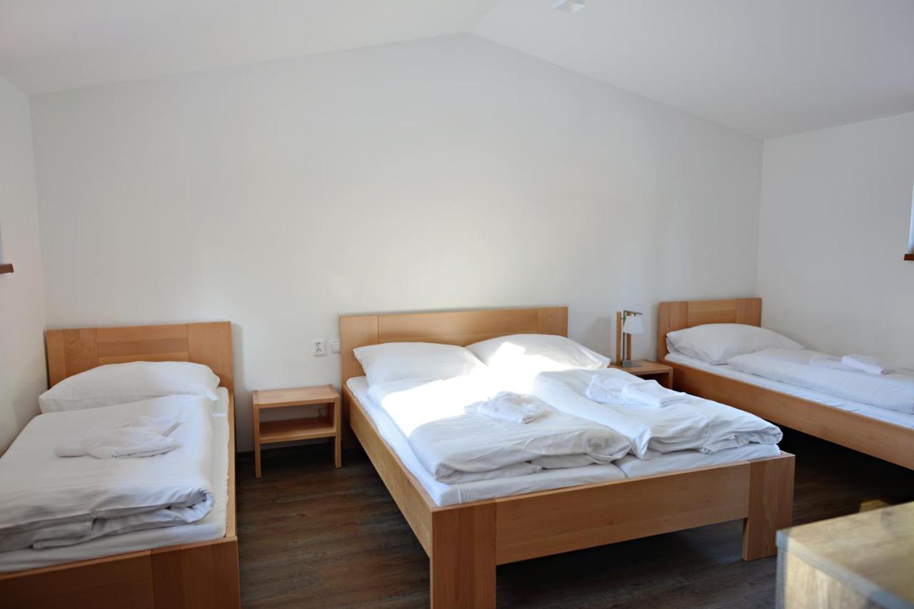 Ubytovani Skipot Apartment Potucky Luaran gambar