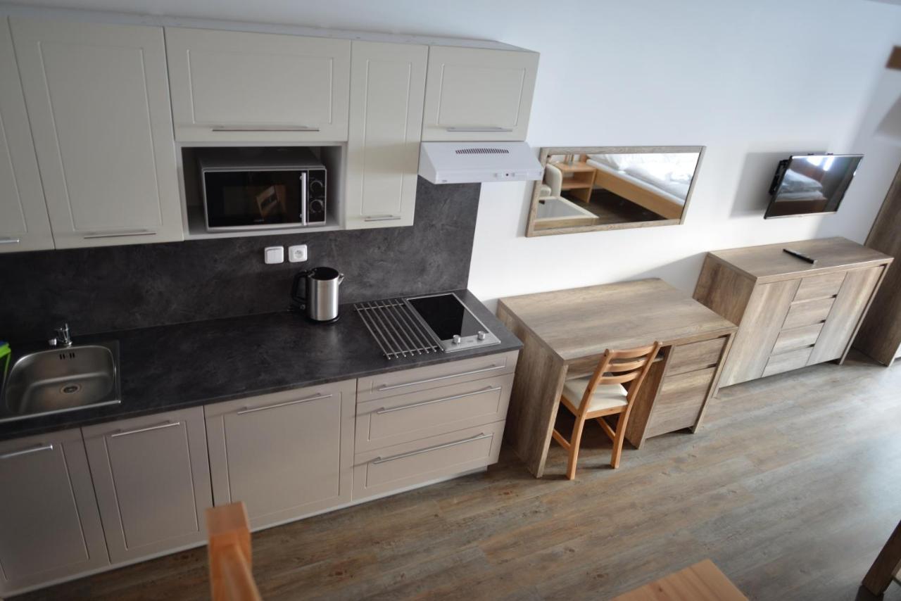 Ubytovani Skipot Apartment Potucky Luaran gambar